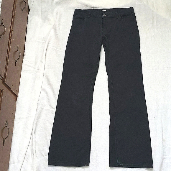 Daisy Fuentes Moda Jeans - Picture 5 of 9